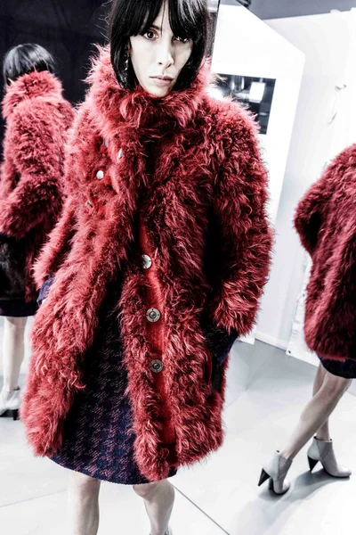 Look 9